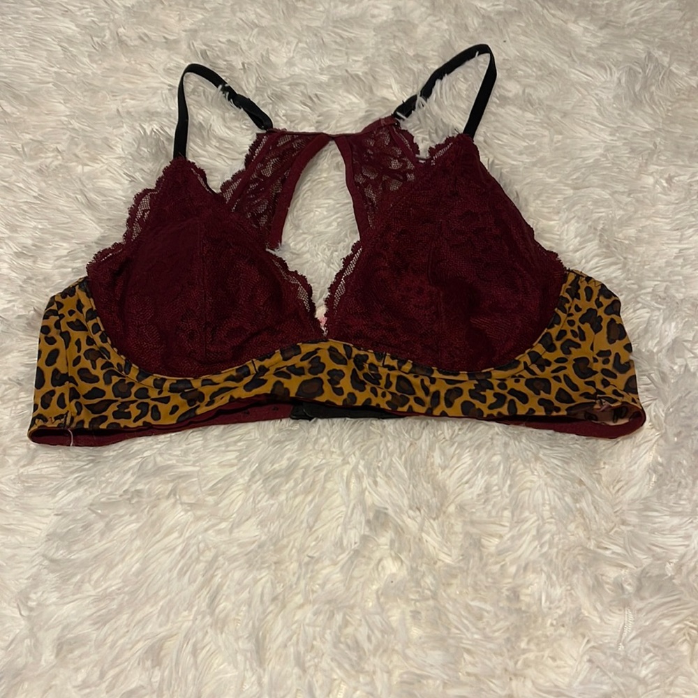Pink Victoria’s secret bralette